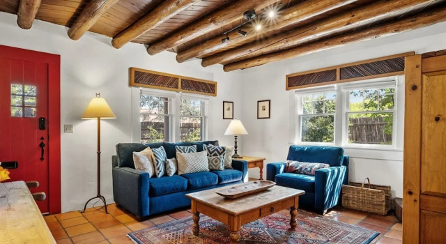 Коттедж Luna - Historic Adobe Retreat, Walk to The Railyard and The Plaza