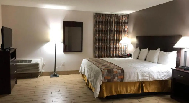 Люкс Deluxe Sun Coast Inn