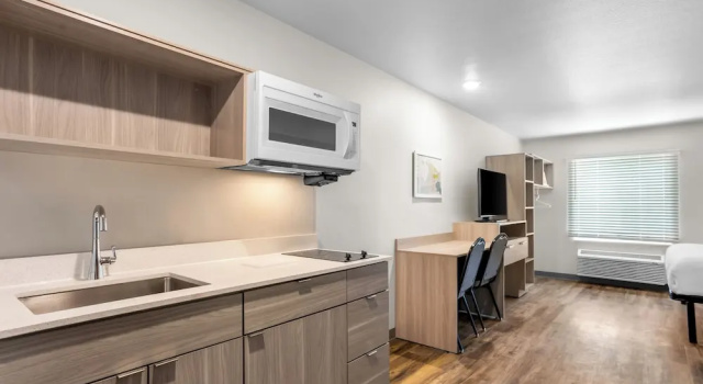 Четырёхместный номер Standard WoodSpring Suites Savannah West - Ellabell Metaplant