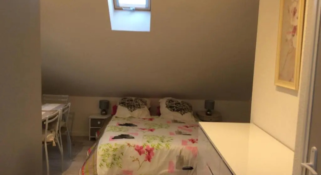 gites et chambres d'hotes les roses thé, Забронировать Отель Отрив Drôme