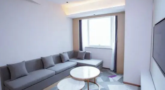 Люкс Business Lavande Hotel (Nanchang West Railway Station, National Sports Center Metro Station)