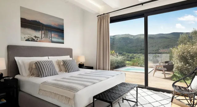 Вилла с 4 комнатами с видом на окрестности Argentario Golf Villas