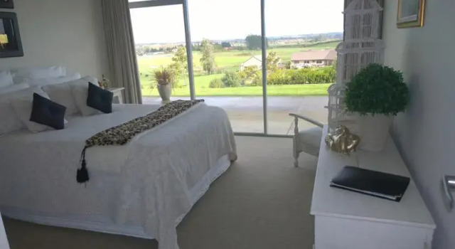 Punanga Lodge, Rezerwuj Hotel Papakura Auckland