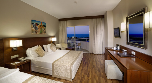 Roma Beach Resort & Spa, Rezerwuj Ośrodek wypoczynkowy Hotele w Side Coast z basenem, Basen