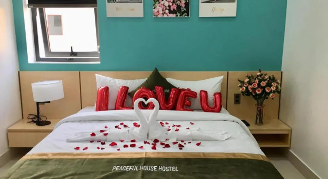 Peaceful House Hostel, Book Hostel / Vandrerhjem Hostels i Quang Binh, Hostel / Vandrerhjem