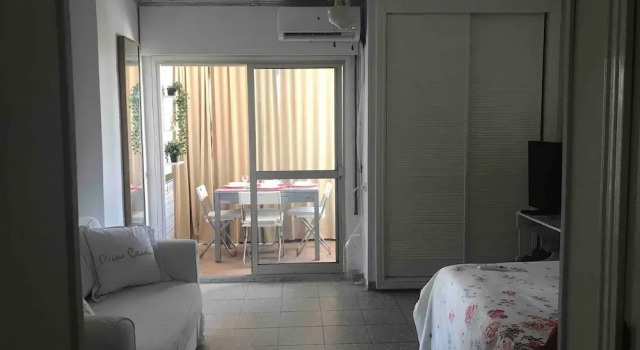 Beautiful Studio 500 Meters From the Beach, Забронировать Апартаменты/квартира Бенальмадена Малага, рядом с Плайя-де-Санта-Ана