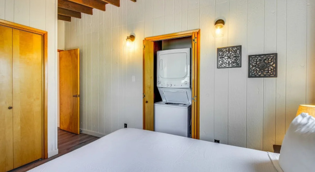Коттедж Ocean-view Oregon Coast Vacation Rental w/ Deck