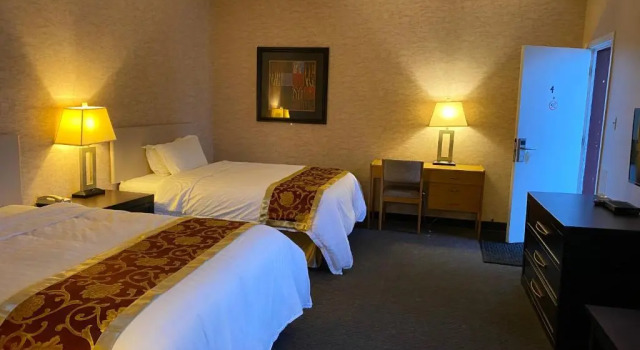 Четырёхместный номер Standard Rondo Motel