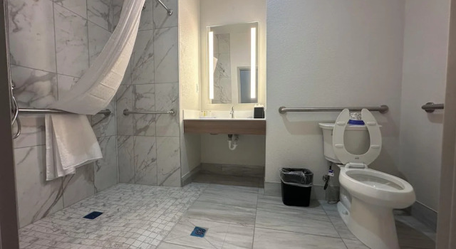 Четырёхместный номер Standard Microtel Inn & Suites By Wyndham Amarillo West