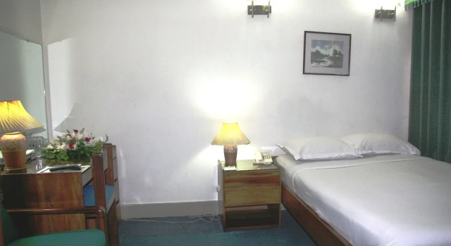 Luxo quarto White House Hotel
