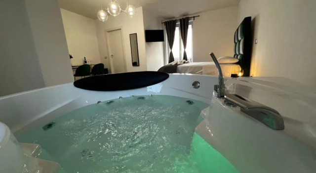 Двухместный люкс Habitat Luxury Suites