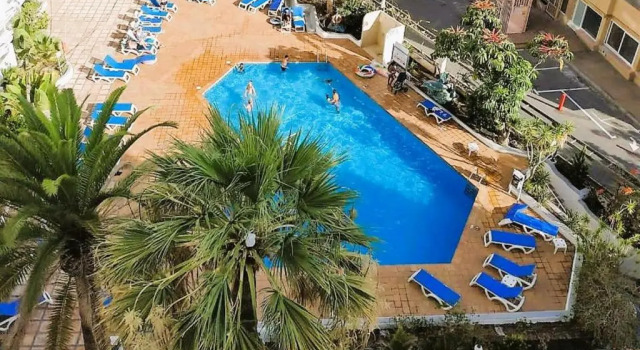 Front Beach, Sea View, Fast Fiber, Pool, Забронировать Апартаменты/квартира Адехе Teide National Park, рядом с Пляж Ла-Пинта