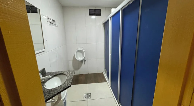 Кровать в общем номере Pousada Vila Praiana