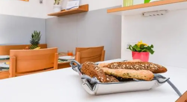 Tignale - Appartement LUPINO 105 - Ferienwohnung am Gardasee mieten, Забронировать Апартаменты/квартира Тиньяле озеро Гарда