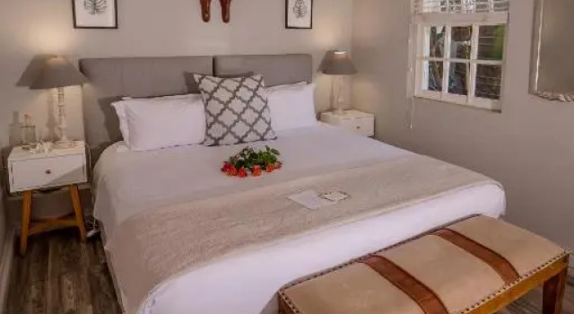 The Corner House Privé, Забронировать Апартаменты/квартира Отели Франсхук с завтраком, рядом с Huguenot Memorial Museum, Завтраки