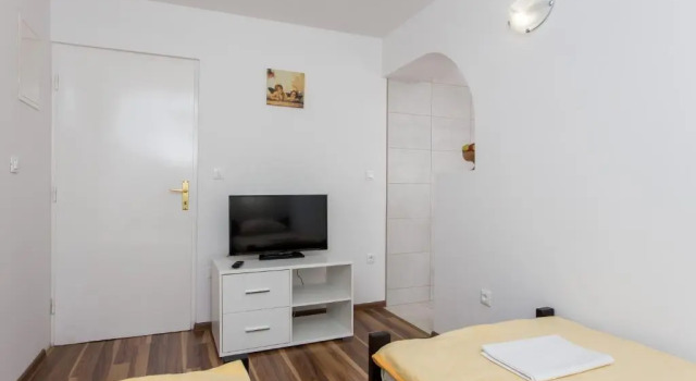 Apartments Djurkovic, Забронировать Апартаменты/квартира Отели Сребрено с парковкой, Парковка
