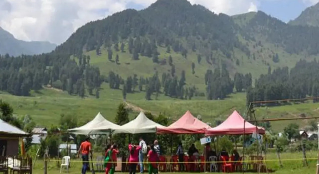 Aru Camping Resort, Забронировать Кемпинг Пахалгам Jammu & Kashmir Ski