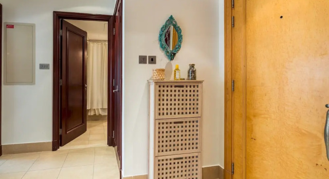 Spacious 2bedroom With Burj View in Downtown Dubai, Забронировать Апартаменты/квартира Даунтаун Дубай , рядом с Дубайский аквариум