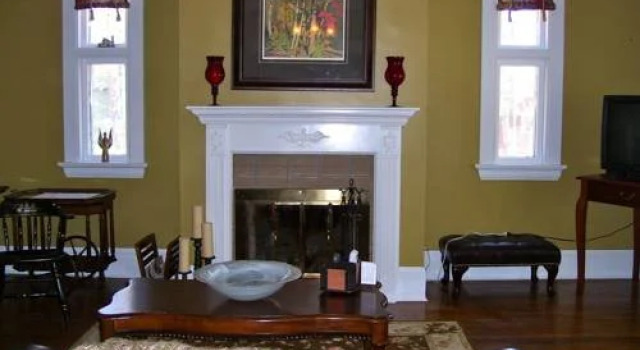 Merchant's Manor