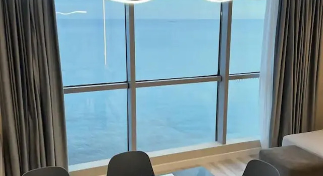 Sea Front Comfy Bed