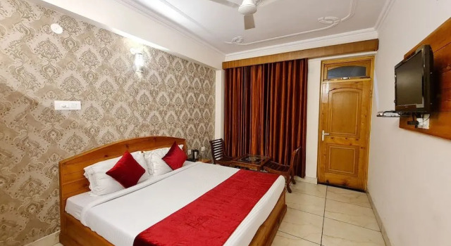 Hotel Chand Himalayan Brothers, Забронировать Отель Отели штата Химачал-Прадеш с завтраком, Завтраки