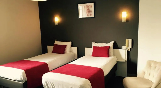 Двухместный номер Standard Brit Hotel du Parc Niort Centre-Parking gratuit