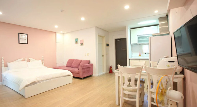 Taean Eia Pension, Prenota Hotel Hotel a Chungcheongnam-Do con piscina, Piscina