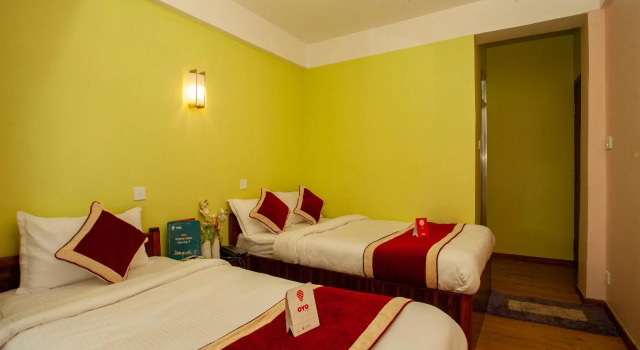 Hotel Cirrus by Oyo Rooms, Забронировать Отель Нагаркот 