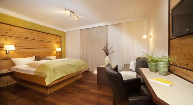 Двухместный номер Standard с видом на горы Hotel Bergblick