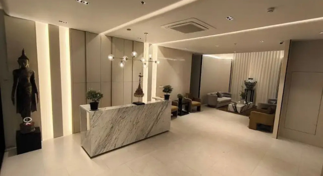 Sathorn 111