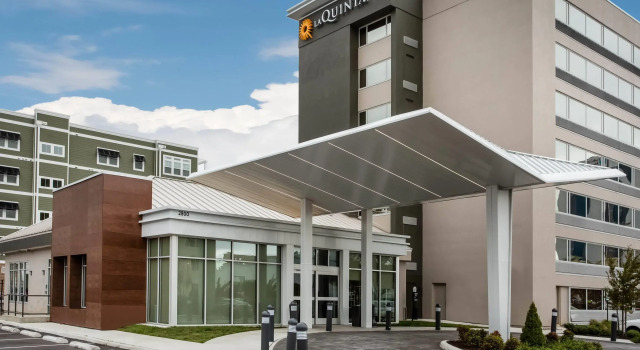 La Quinta Inn & Suites Virginia Beach, Boek Hotel Hotels in Virginia met ontbijt, Ontbijt