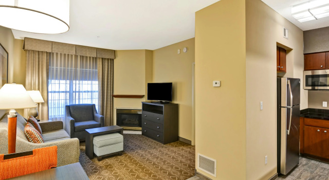 Homewood Suites by Hilton Kansas City/Overland Park, Prenota Hotel Hotel 3 stelle a Kansas, 3*