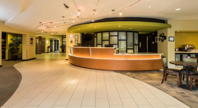 Best Western Plus Augusta North Inn & Suites, Boek Hotel Hotels in Georgia met parkeren, Parkeren