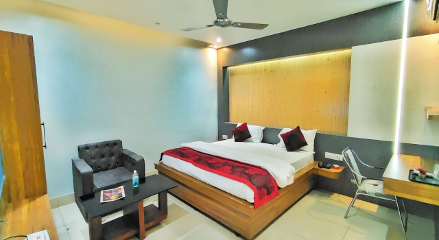 Номер Luxury Hotel Jay Deluxe