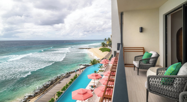 Двухместный номер Premium с видом на бассейн Hotel Indigo Bridgetown Barbados by IHG