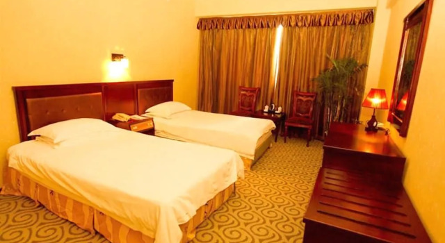 Changzhou Chunting Hotel, Book Hotel Hoteller i Tianning med parkering, Parkering