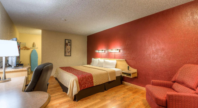 Люкс Red Roof Inn Tulsa