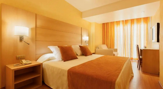 Трёхместный номер с видом на море Hotel Pimar & Spa
