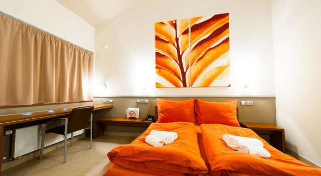 Motel Jetel, Rezerwuj Motel Hotele w Central Bohemia z parkingiem, Parking