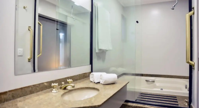 Двухместный номер Standard Plaza Inn Small Town Flat