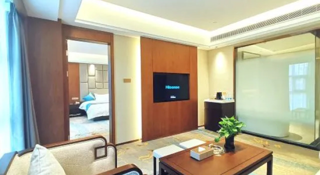 Люкс Executive Gongqing Yayue Hotel