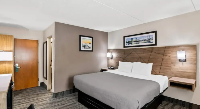 Двухместный номер Standard с балконом Quality Inn Westfield - Springfield