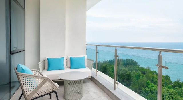 Номер Premier Sheraton Beihai Resort