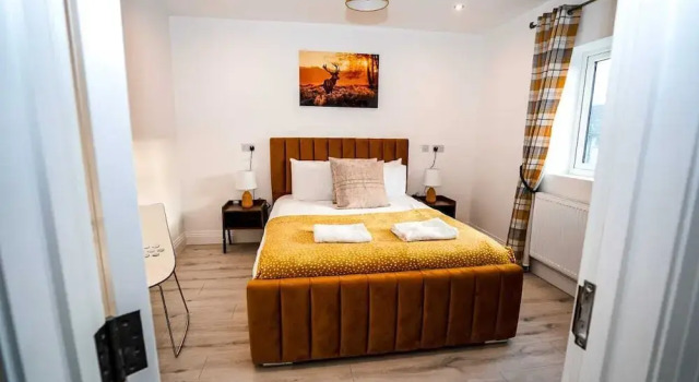 Коттедж Luxury 4-Bed 3-Bath Haven Perfect for 8 Guests