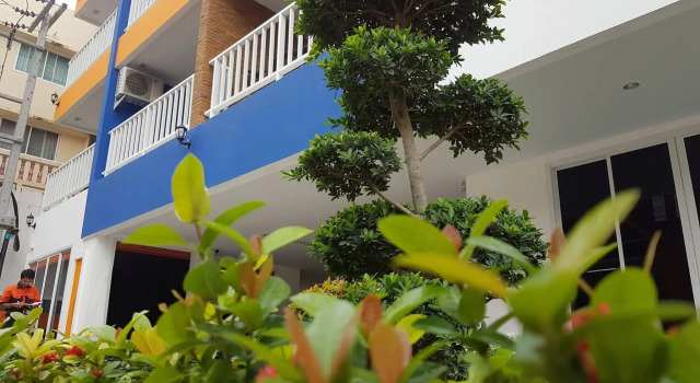 Club Apartments