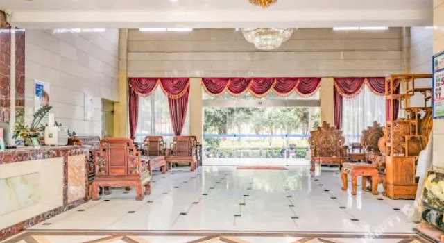 钦州蓝海湾商务酒店, Rezerwuj Hotel Qinzhou Guangxi