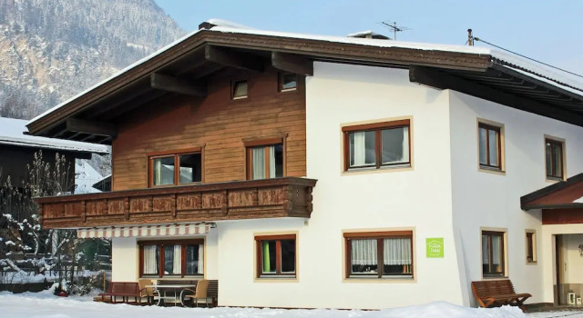 Modern Villa in Schlitters Near Ski Area, Забронировать Вилла Отели Тироля 3 звезды, 3*