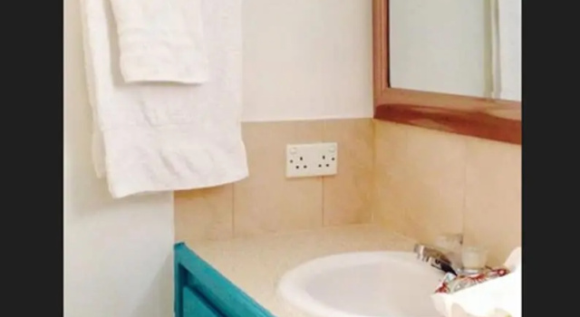 Двухместный номер Economy c 1 комнатой Seabreeze Hotel