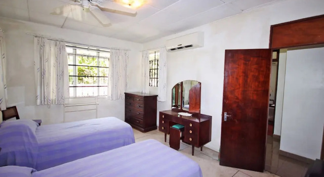 Clearwater Blue Sky Luxury, Book Hotel 4-stjernede hoteller i Speightstown, 4*