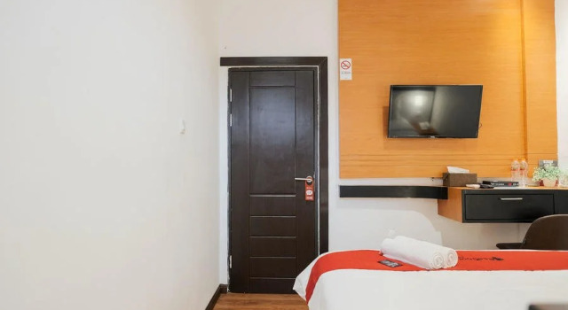 De Natio By Reddoorz, Rezerwuj Hotel Medan Sumatra